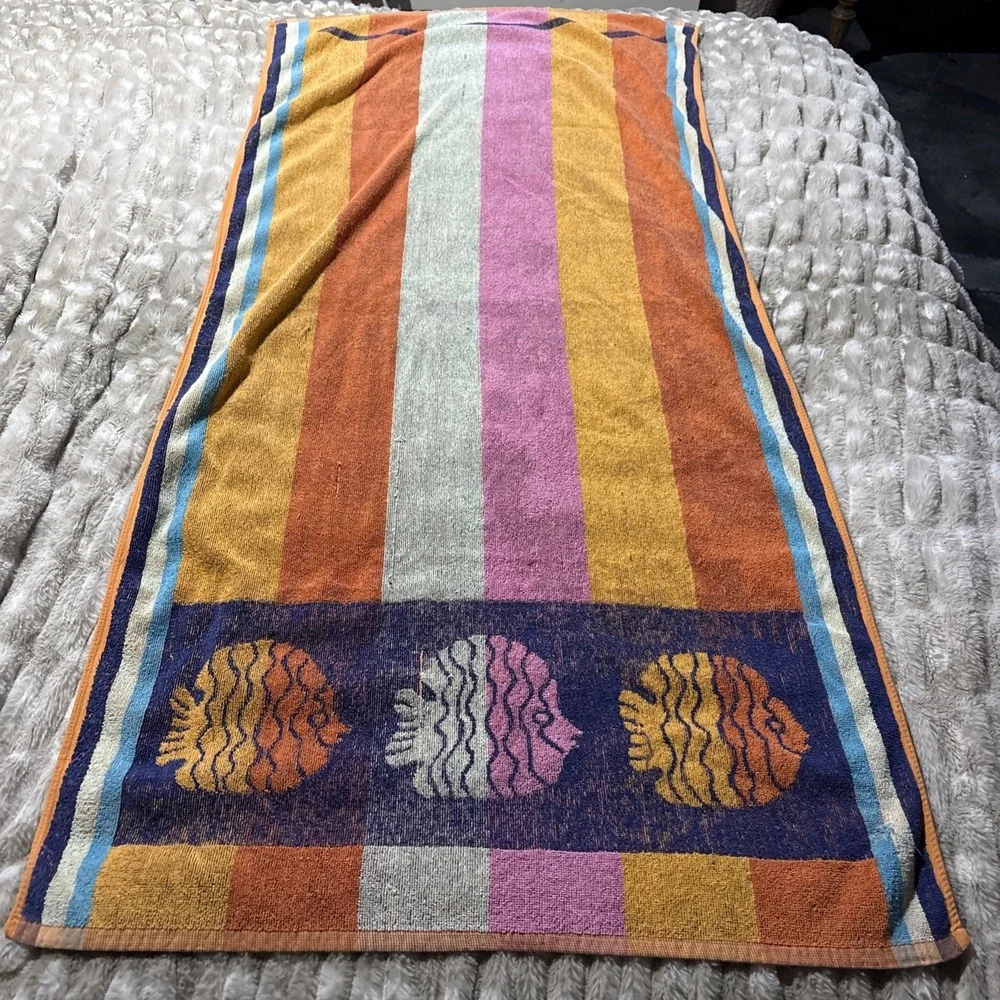 Vintage 90's Y2K Retro Large Beach Towel Fish Multicolored Stripes